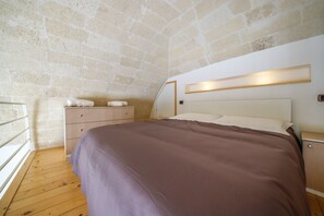 Wi-Fi gratuit, draps fournis