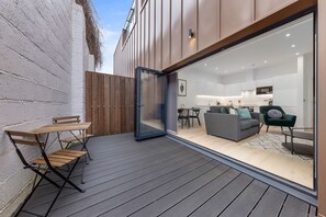 Premier Apartment | Terrace/patio - SERCASA - Appletree Court - Kingston (Kingston Upon Thames)