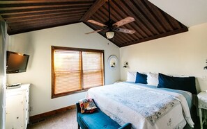 4 habitaciones, tabla de planchar con plancha, wifi y ropa de cama 