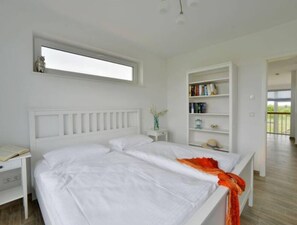 3 chambres, lit parapluie, Wi-Fi, draps fournis