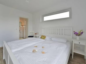 3 soverom, reiseseng for barn, wi-fi og sengetøy
