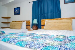 Traditional Apartment | Free WiFi, bed sheets