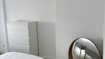 2 Schlafzimmer, Bügeleisen/Bügelbrett, WLAN, Bettwäsche