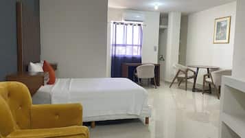 Habitación estándar, 1 cama doble | Wifi gratis