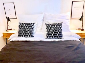 1 camera, ferro/asse da stiro, Wi-Fi, lenzuola