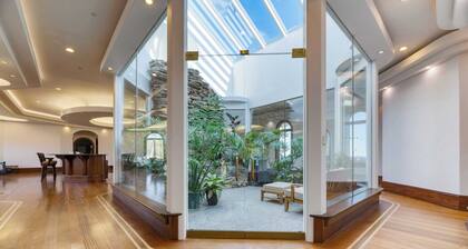 Bay Estate Luxe Waterfront Home w/ Private Pier, Main+guest House, Bay Views