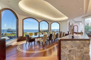 Maison (Multiple Bedrooms) | Intérieur