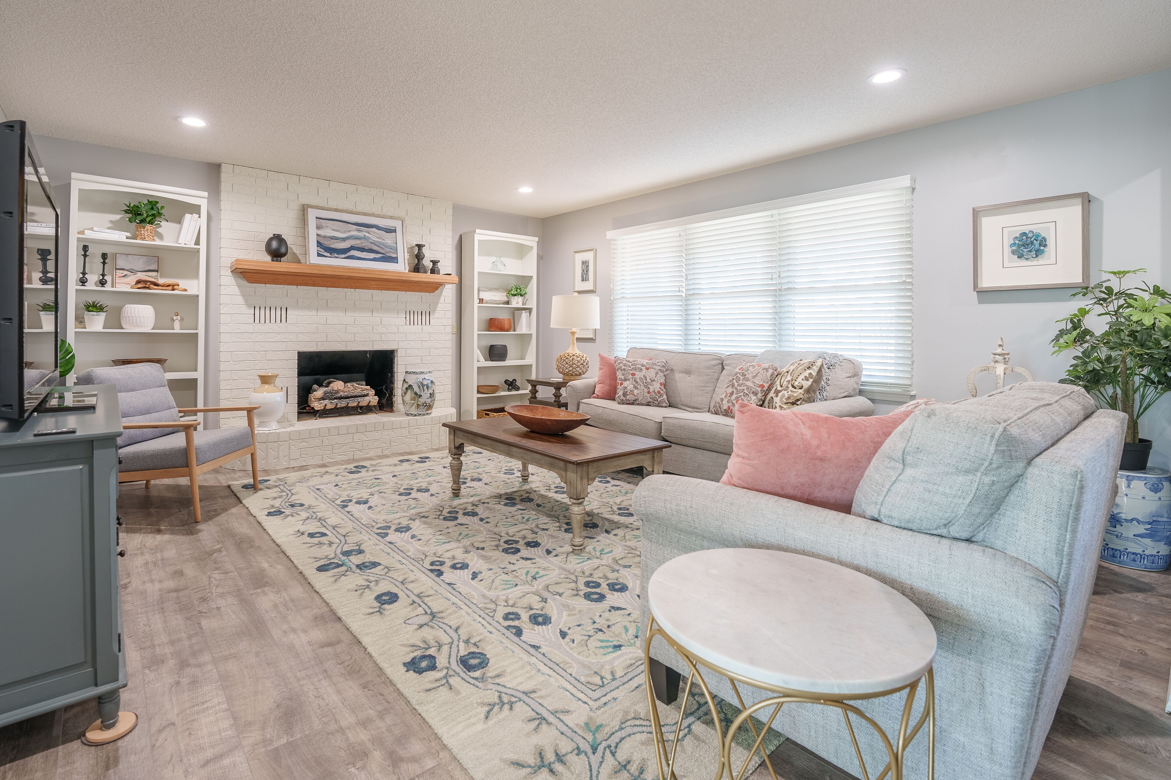 Golf Community Near Lakes and Nested in the Middle of Mountain Home
