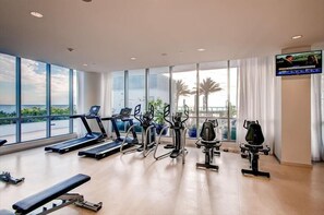 Fitness facility - Oceanside | Free Beach Access | South Florida (Miami Beach)