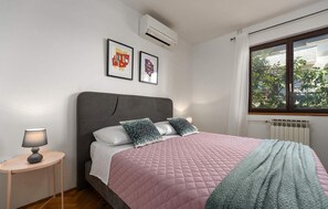 2 habitaciones, wifi gratis y ropa de cama 
