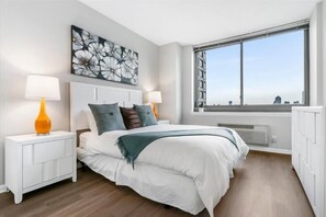 2 dormitorios, escritorio, tabla de planchar con plancha y wifi gratis