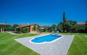 Pool - 1 bedroom cozy home in Marcana (Marcana)