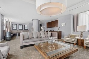 Smart TV - Beautiful 1BR | Business Center | Jersey City by GLS (Jersey City)