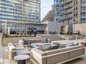 Terrace/patio - Luxury 1BR | Fully Furnished | Upscale Amenities w Balcony | Crystal City | by GLS (Arlington)