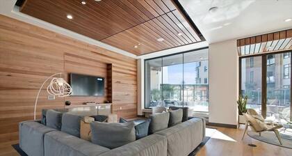 Spacious 1BR | Free WiFi | Laundry | Near Castro Street