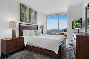 1 habitación, escritorio, tabla de planchar con plancha y wifi gratis 