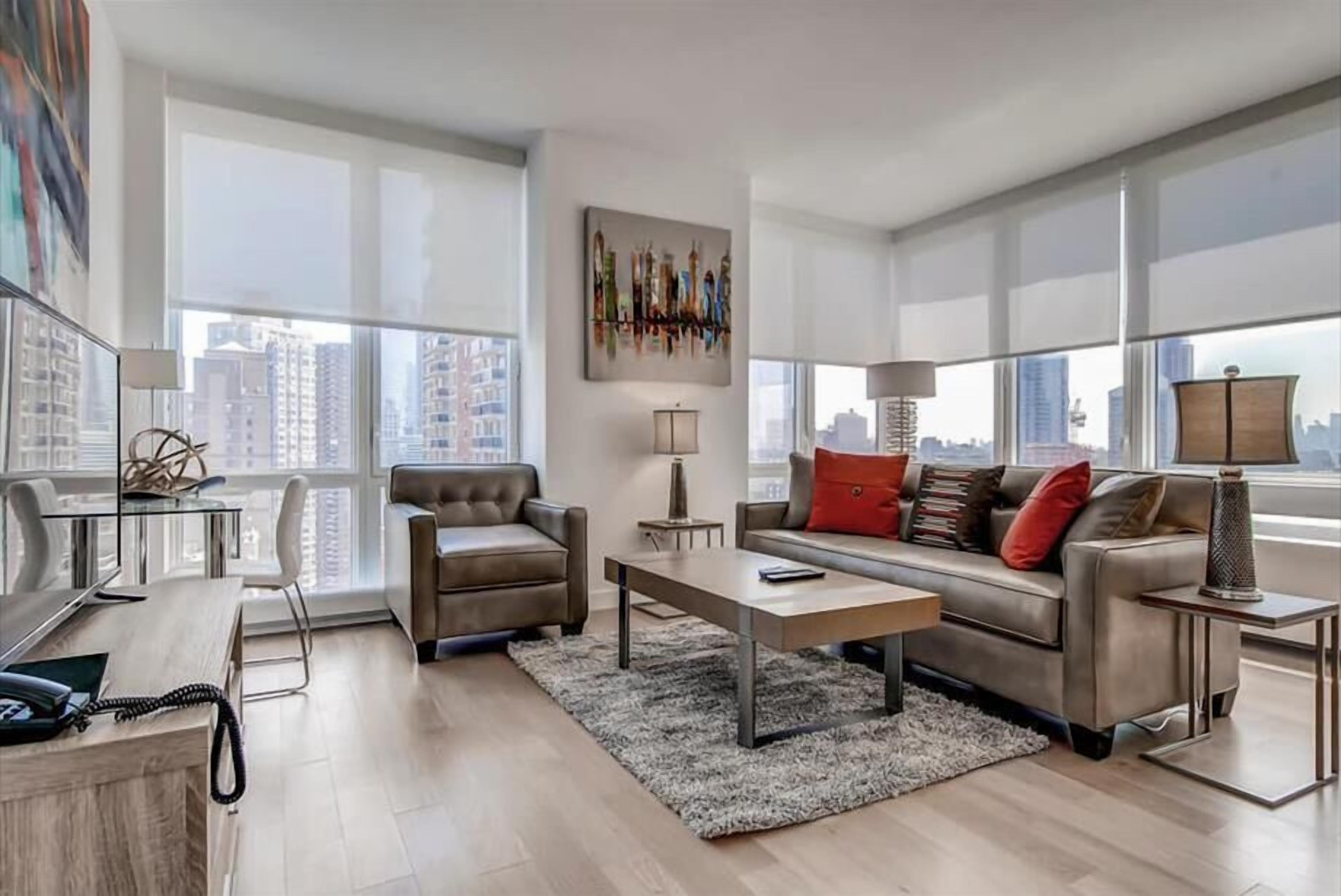 Modern 1BR |  Upscale Amenities | Midtown West | by GLS