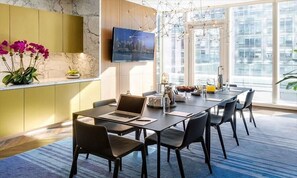 Dining - Bright & Spacious 1BR | Perfect for Medical Staff | Midtown West | by GLS (New York)