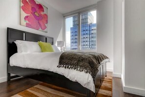2 chambres, bureau, fer et planche à repasser, Wi-Fi gratuit