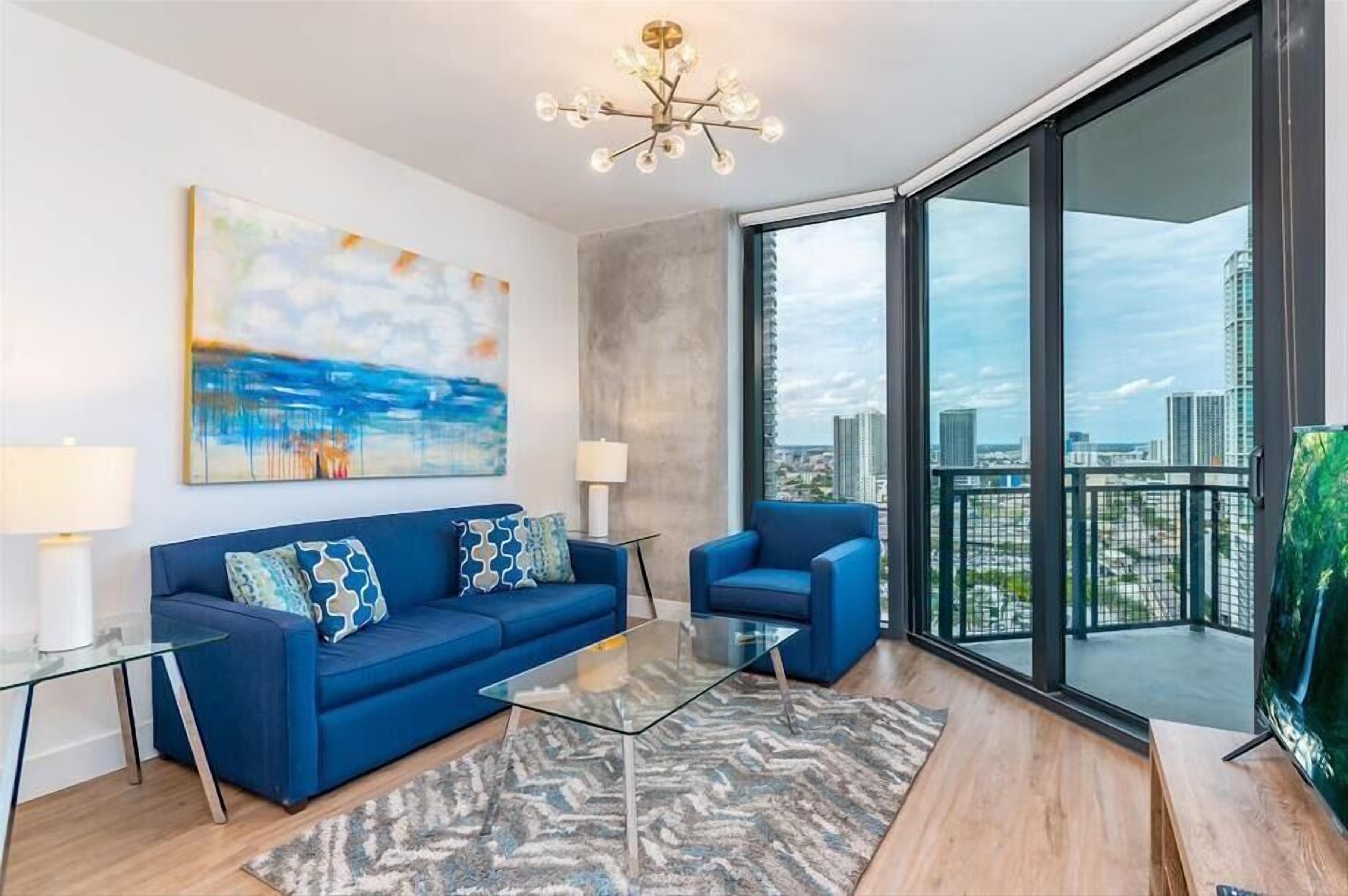 Fully Furnished w/ Parking, Pool & Gym | Walk to Metro Mover