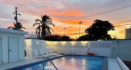 Beachfront 5br/4ba house w/roof top terrace & Swimming Pool