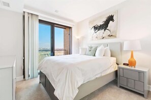 2 chambres, bureau, fer et planche à repasser, Wi-Fi gratuit