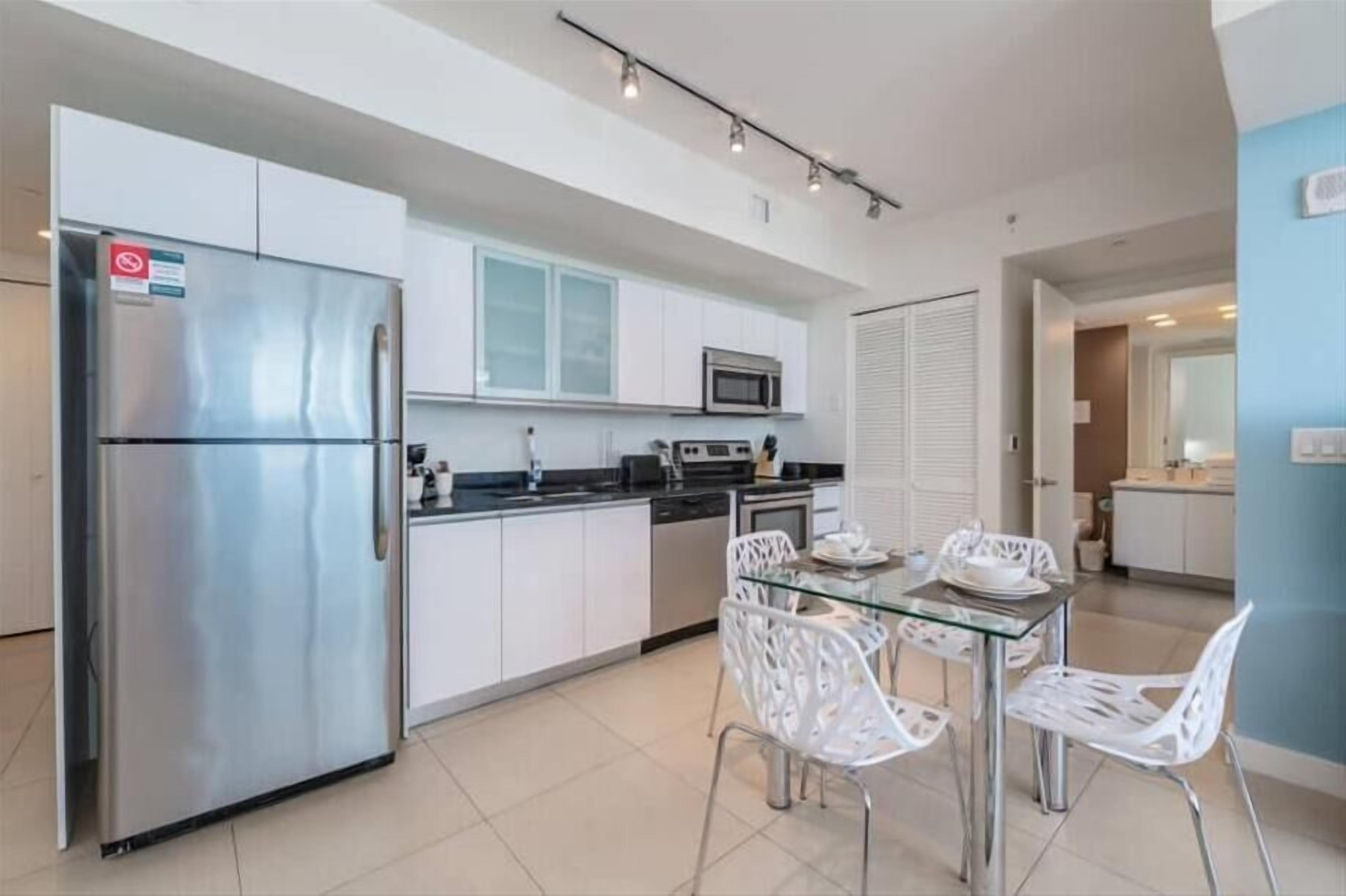 Best Partial Ocean View | Beachfront 1BR w/ Pool