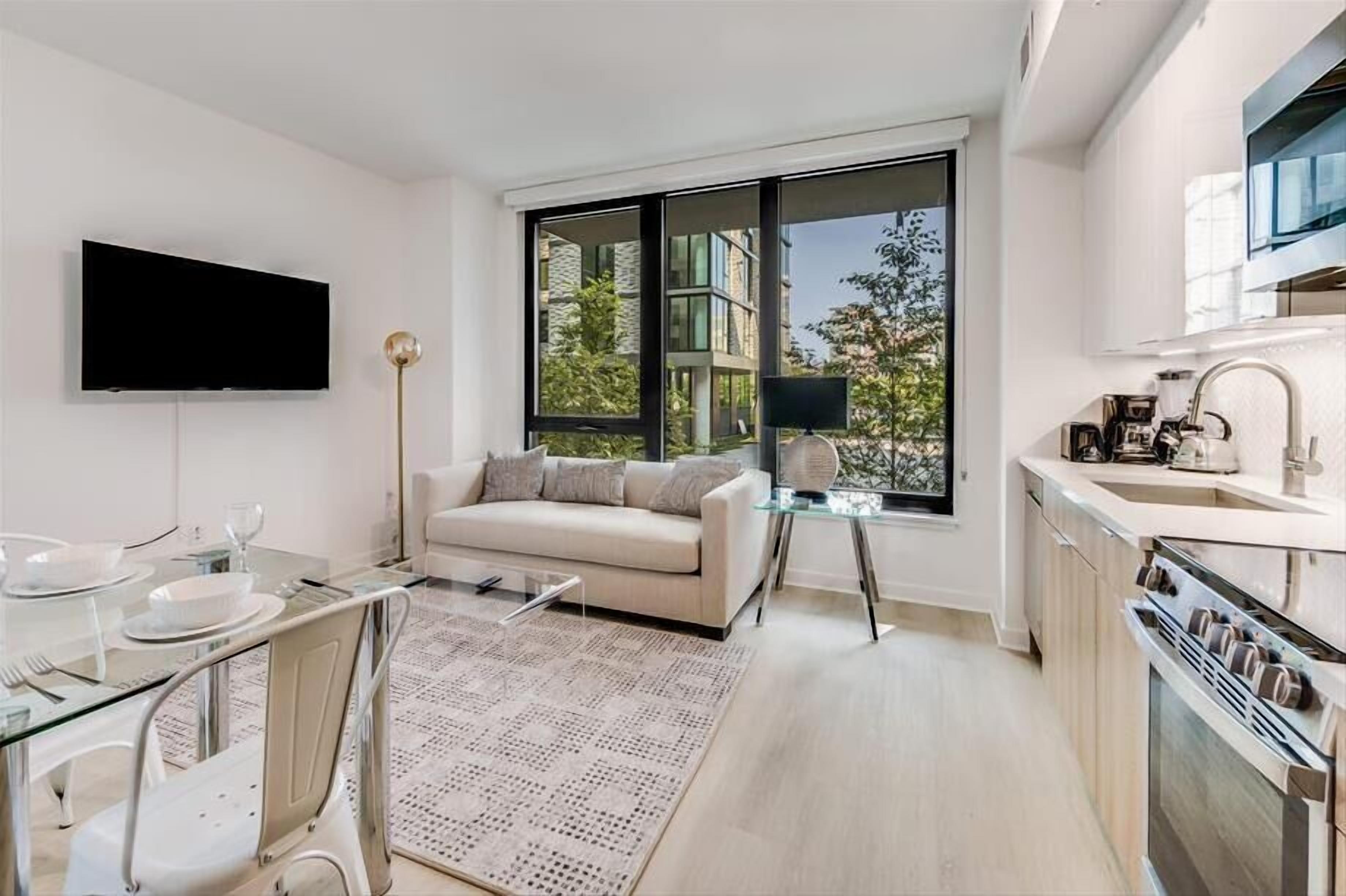 Centrally Located near Capitol Hill | Close to  Metro Red Line