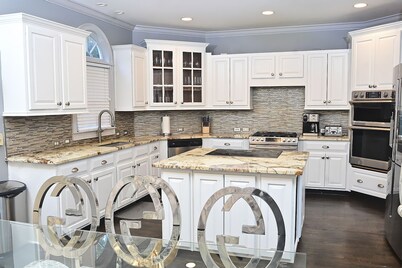 Ophelia Palace , Content House, Unique, Stylish. Luxury, Photoshoot house.