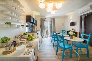 Dining - Idieh Holiday Homes at 200 m from the beach! (Taviano)