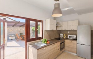 Frigorifero, forno, lavastoviglie, macchina per tè/caffè