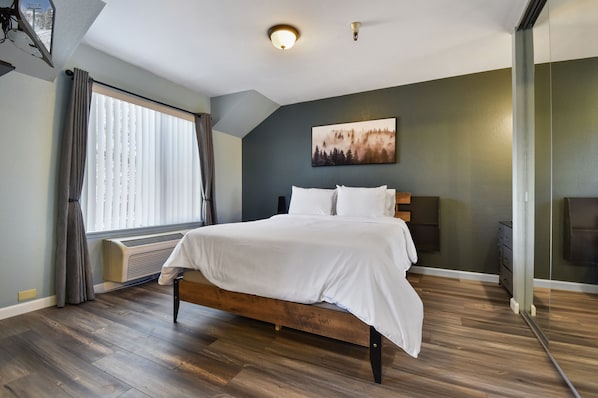 1 quarto, Wi-Fi de cortesia, roupa de cama