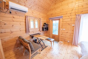 Villa Standard - icke-rökare | Vardagsrum | Platt-tv