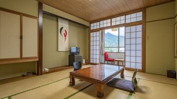 Basic Room | Free WiFi