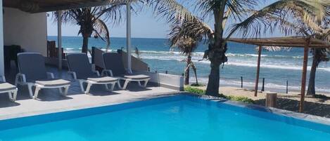 Family House, 4 Bedrooms, Pool Access, Ocean View | Terrace/patio