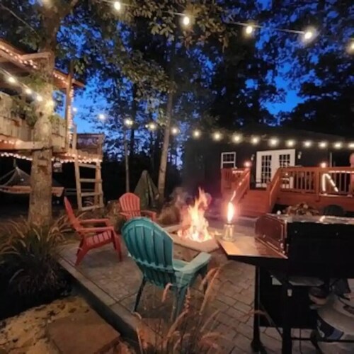 The Horseshoe Pond Cabin--15 min to historic Fredericksburg or Kings Dominion VA