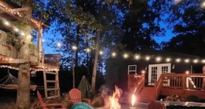 The Horseshoe Pond Cabin--15 min to historic Fredericksburg or Kings Dominion VA