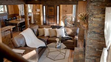 Télévision, cheminée