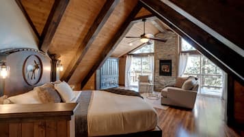 5 bedrooms, desk, iron/ironing board, free WiFi