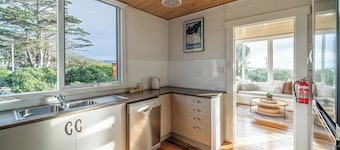 Beach Path House - Freycinet Holiday Houses
