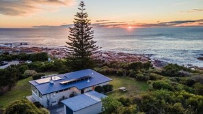 Exterior - Beach Path House - Freycinet Holiday Houses (Bicheno)
