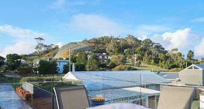 Bicheno Bliss - Freycinet Holiday Houses
