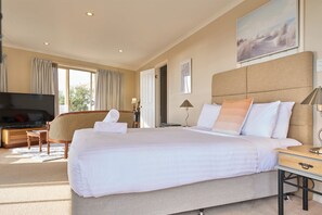 2 bedrooms, free WiFi, bed sheets - Sunny Ways Bicheno - Freycinet Holiday Houses (Bicheno)