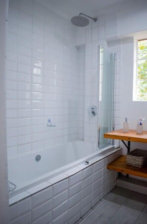 Towels, toilet paper