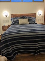 Executive Apartment | 1 bedroom, individually decorated, individually furnished, desk