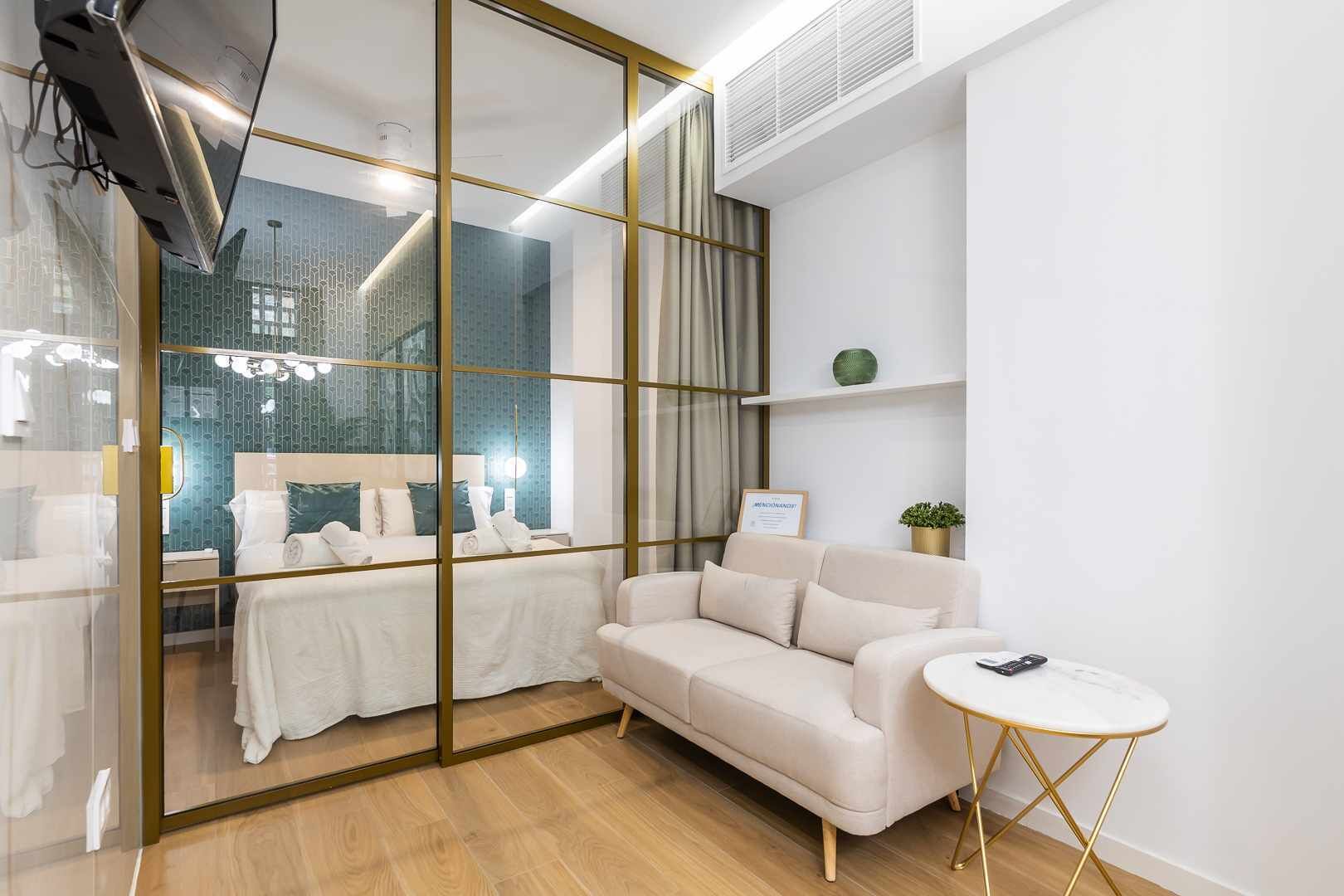 1 bedroom, iron/ironing board, travel crib, WiFi