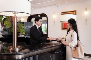 Reception - Elegant Mansion 88 (Hanoi)
