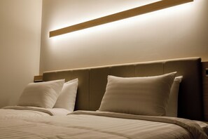 Deluxe Twin Room | In-room safe, free WiFi, bed sheets - Nishitetsu Hotel Croom Bangkok Silom (Bangkok)