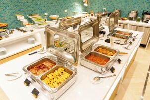 매일 뷔페 아침 식사(1인당 THB 530)