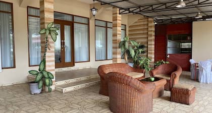 OYO Life 90960 Putih Salju Homestay Syariah